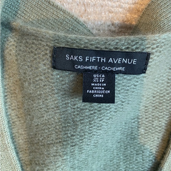 Saks Fifth Avenue Cashmere Sweater - Picture 3 of 3